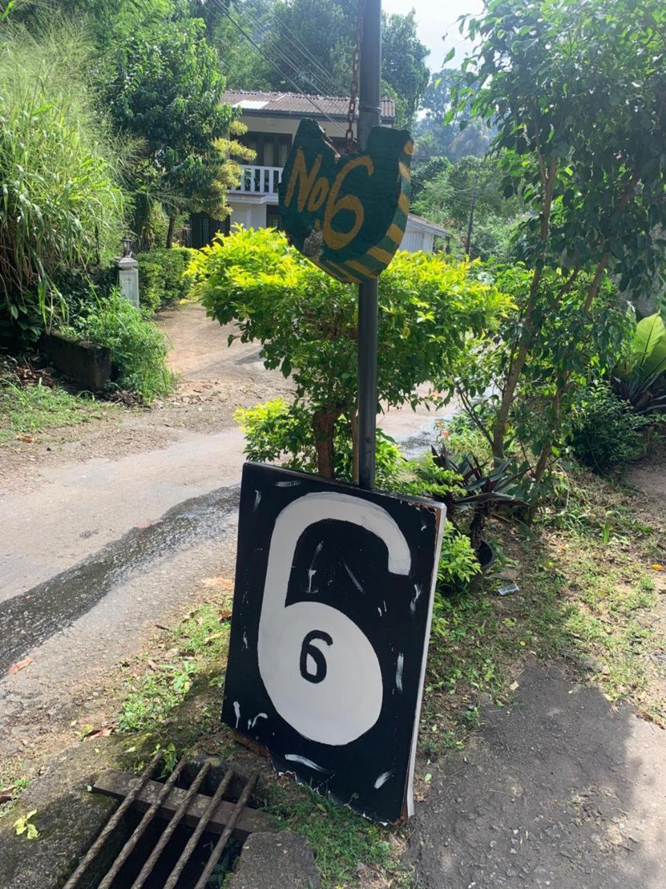 No 06 Veediya Bandara Lane Bahirawakanda Kandy Esterno foto